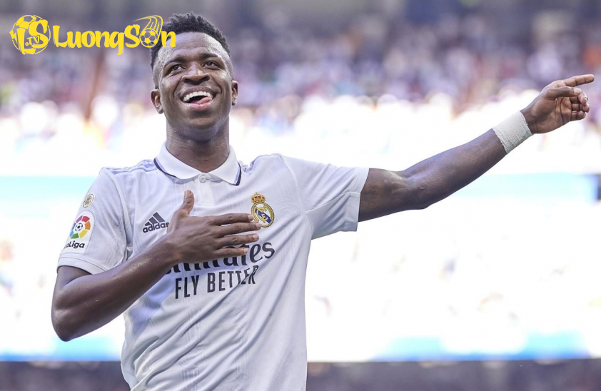 Sẽ rất khó để Vini rời Real Madrid trong thời điểm này.