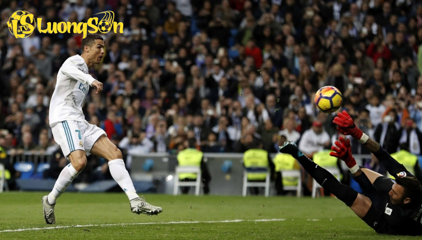 Jimenez cảm thấy hào hứng trong những lần chạm trán với Ronaldo.