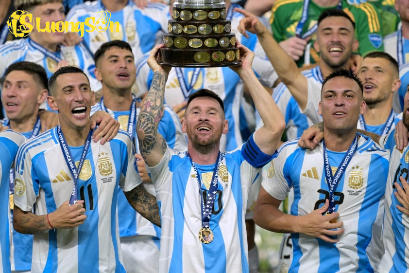 Messi góp công lớn vào thành công của Inter Miami cũng như ĐT Argentina. Ảnh: Getty